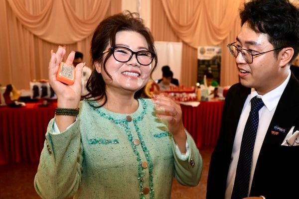 Khi bộ đôi Kim-Phúc-Lộc và dấu ấn "Vạn Đại Hưng" tỏa sáng tại sự kiện giao lưu doanh nghiệp