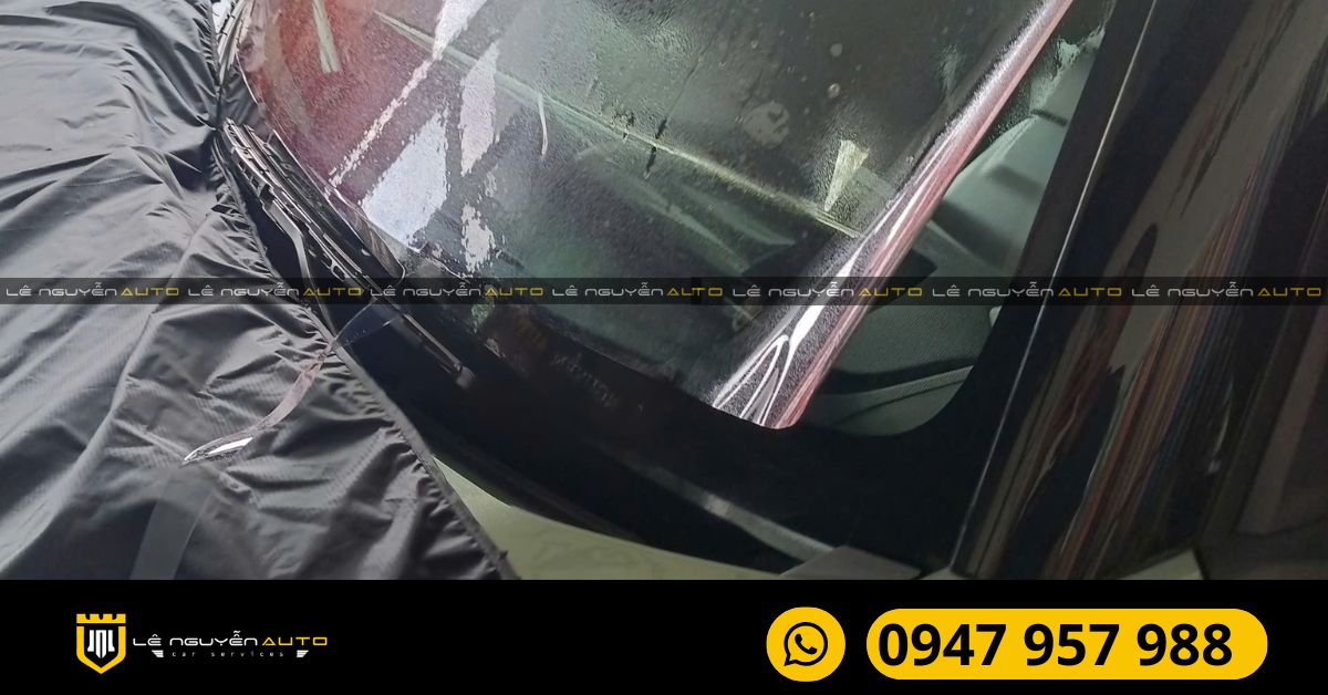 Những sai lầm khi dán phim cách nhiệt cho VF3