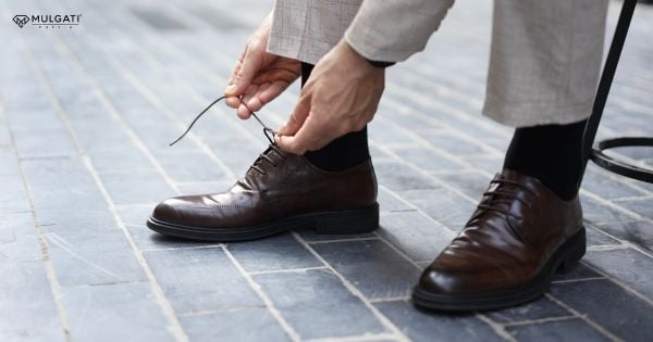 Giày nam mũi tròn phù hợp với người có chiều cao khiêm tốn