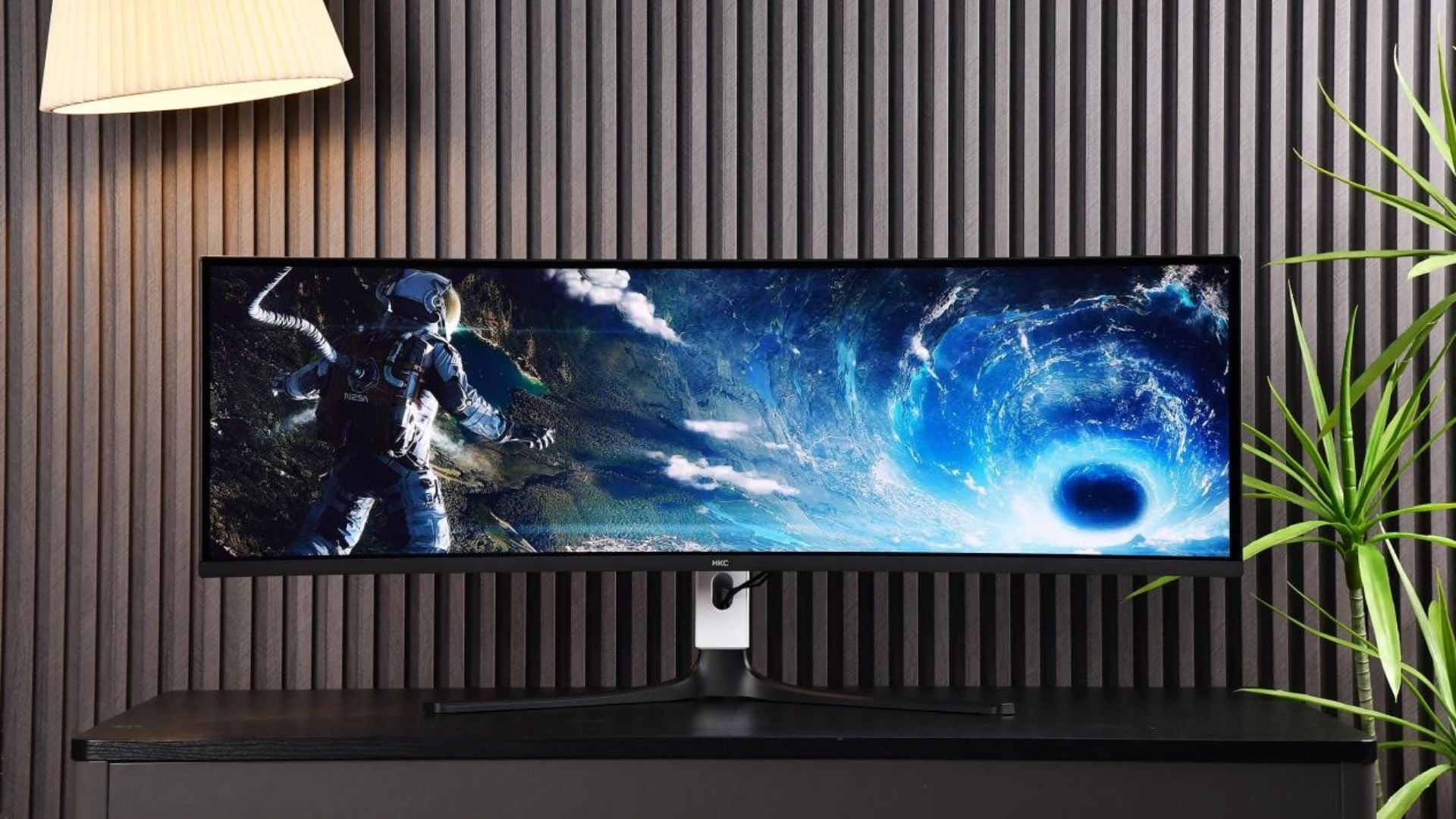 Màn hình gaming HKC GS49UK – màu sắc sống động, độ tương phản vượt trội