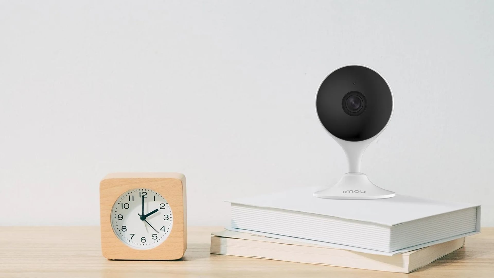 lắp đặt camera trong nhà sẽ giúp bạn tăng cường an ninh