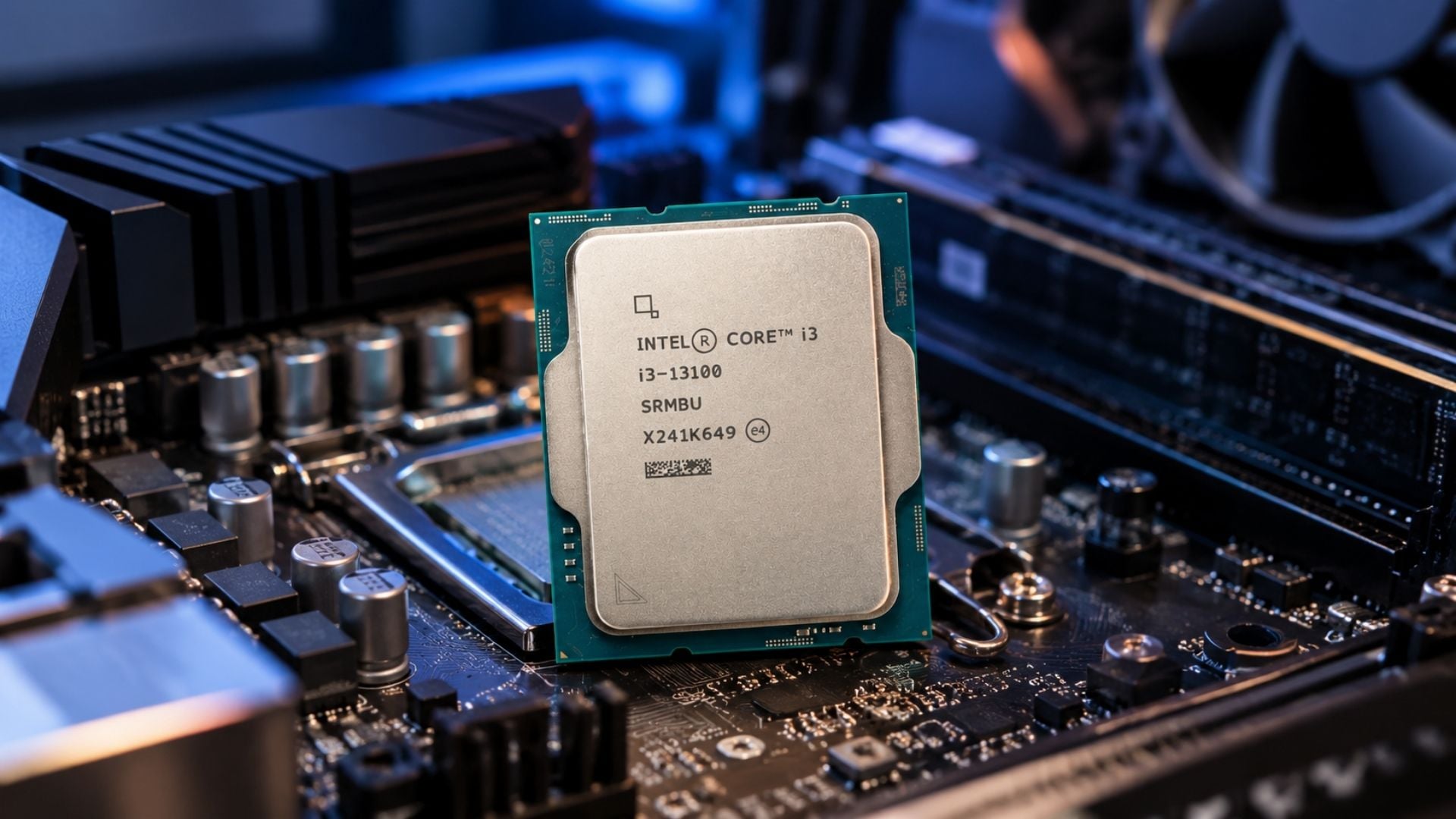 Một CPU thường được cấu tạo từ nhiều thành phần khác nhau để thực hiện các công việc phức tạpMột CPU thường được cấu tạo từ nhiều thành phần khác nhau để thực hiện các công việc phức tạp