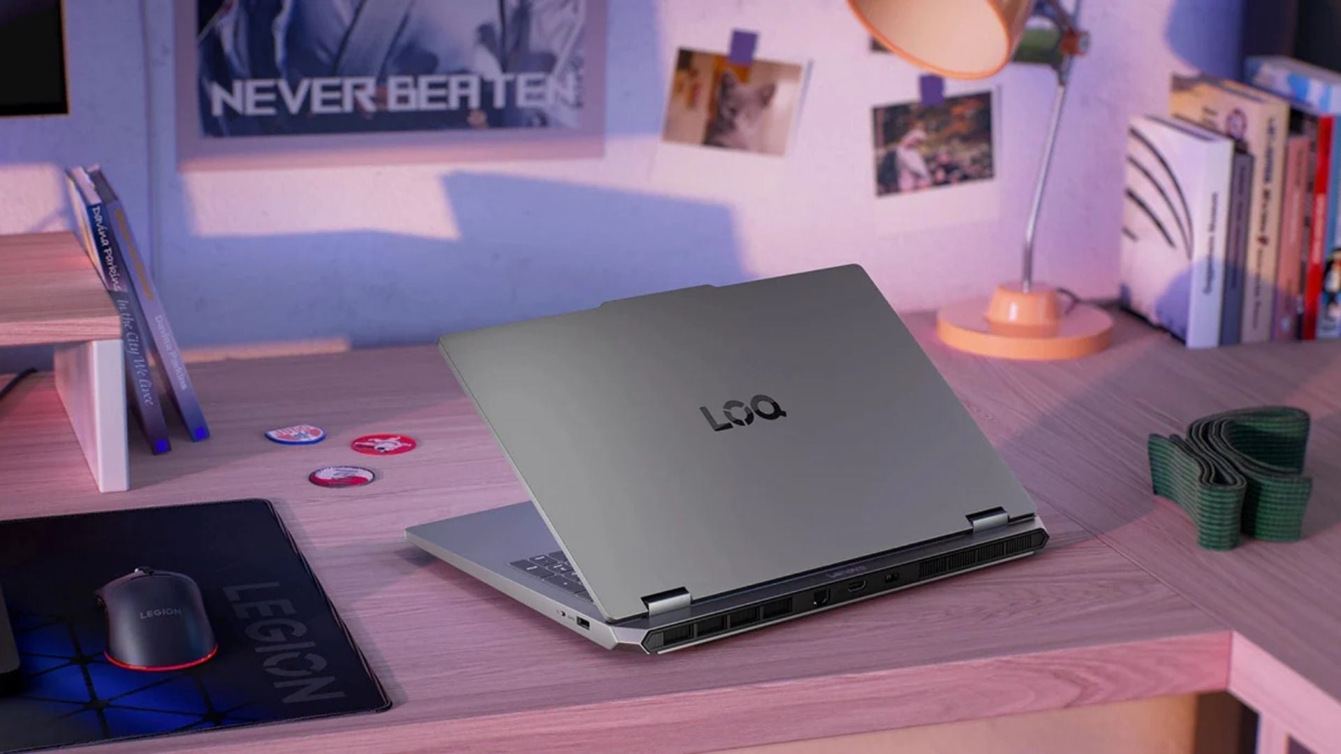 Laptop Gaming Lenovo LOQ Essential 15IRX11 83SC003RVN - Thiết kế bền bỉ, thanh lịch