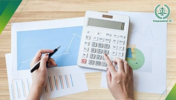 Sai số tại các điểm nhiệt độ kiểm tra không được vượt quá sai số cho phép của nhiệt kế là: + 0,1°C hoặc - 0,15°C