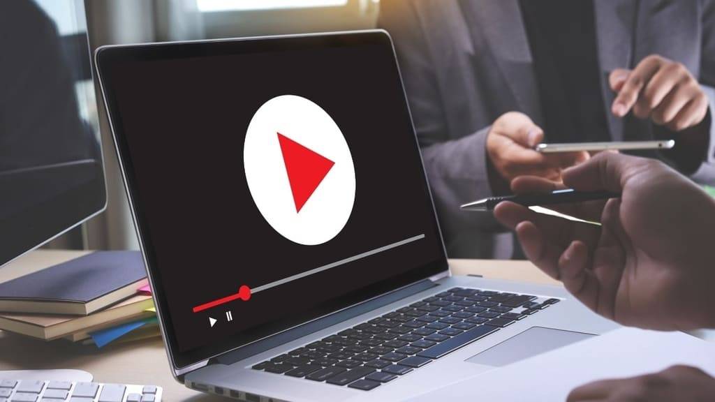 Duy trì lịch đăng video YouTube đều đặn để phát triển kênh