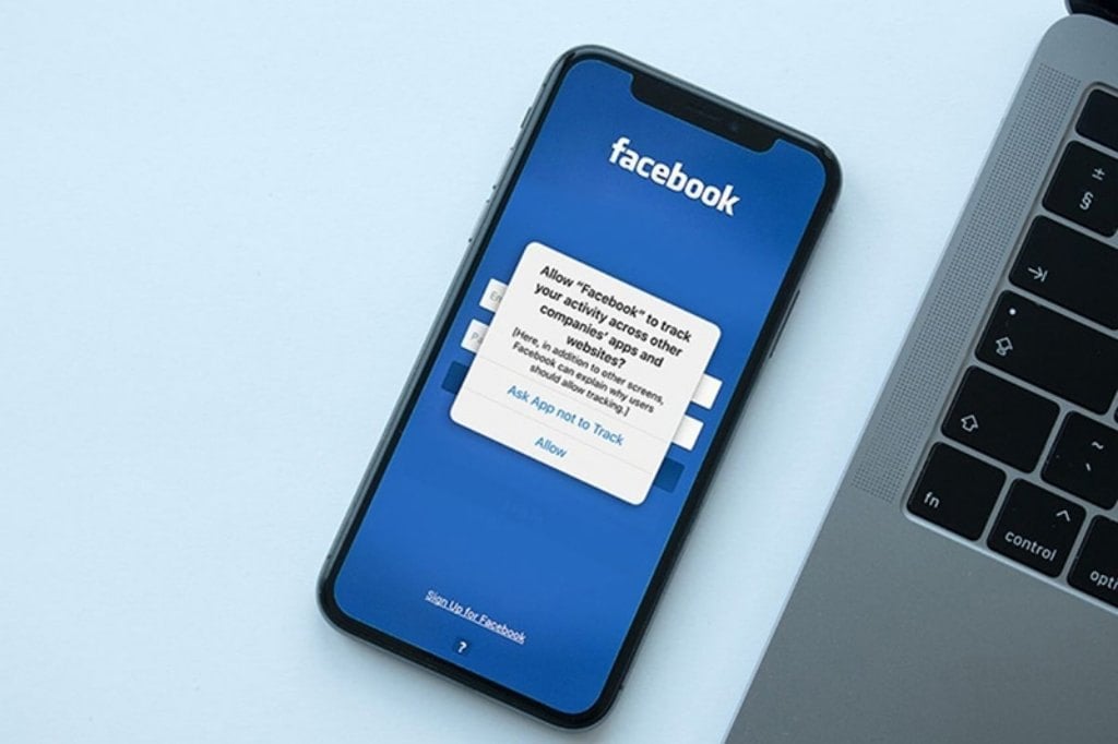 Chính sách quyền riêng tư Facebook quy định các dữ liệu thu thập