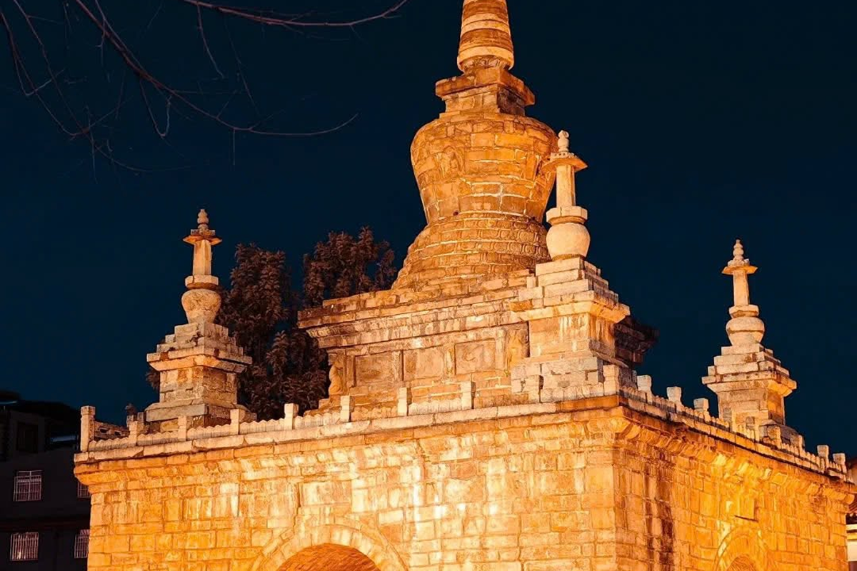 Du lịch Côn Minh khám phá thành phố mùa xuân vĩnh cửu Trung Quốc