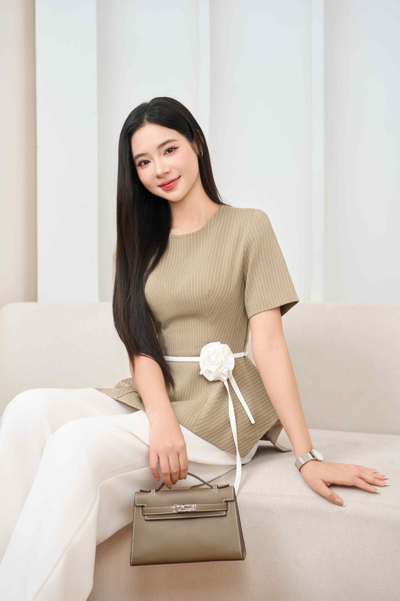 Các kiểu áo ký giả nữ đẹp