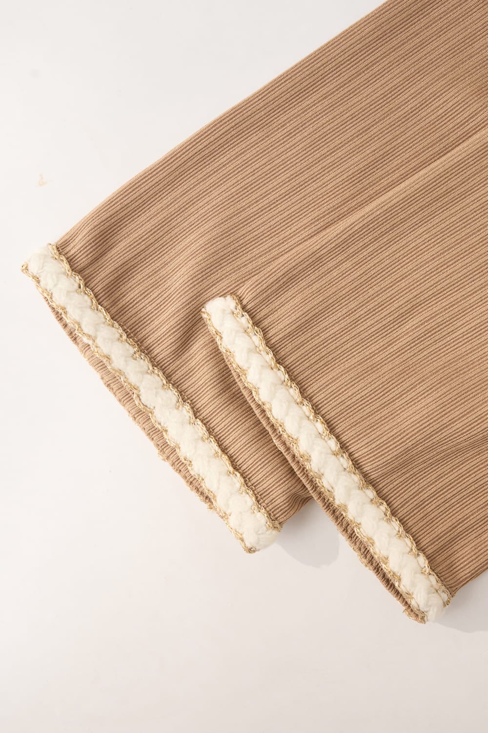 Áo len gân nữ Cardina tay lỡ cổ tròn phối dây trang trí