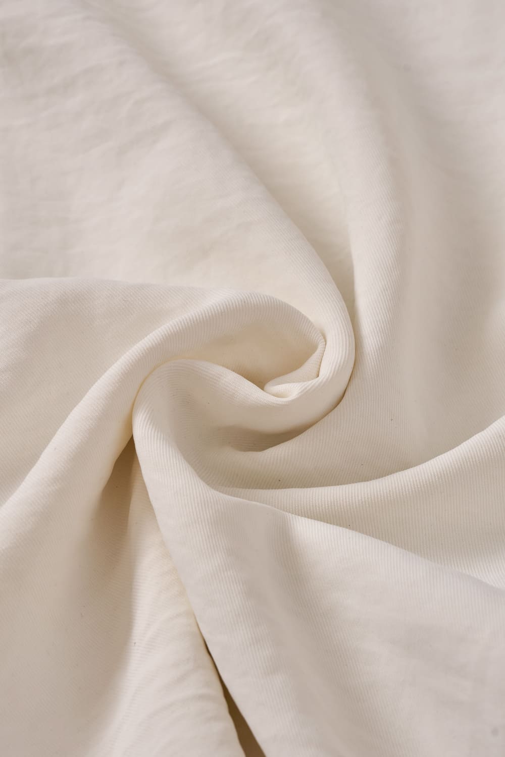 Áo linen dài tay cổ đức dáng suông