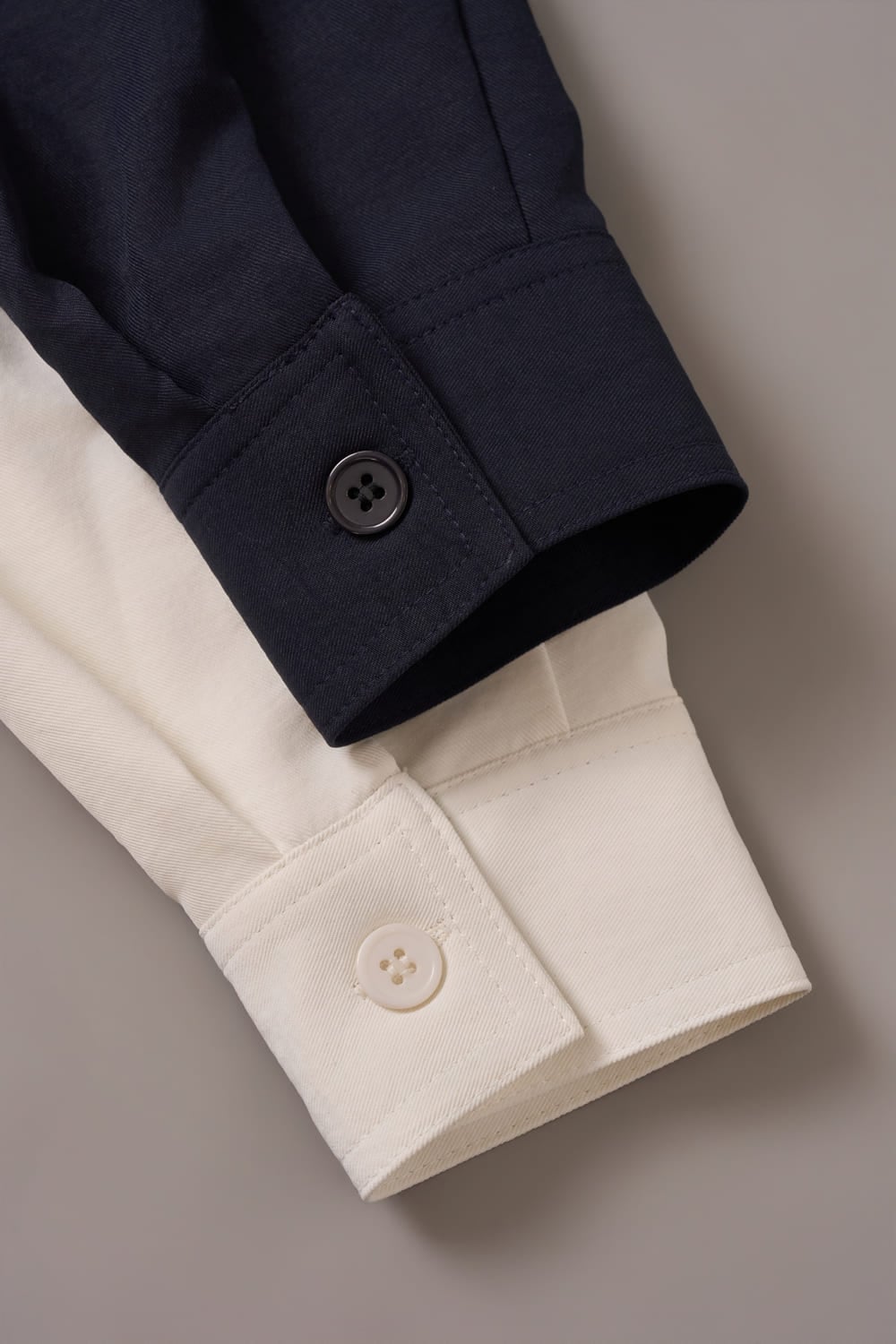 Áo linen dài tay cổ đức dáng suông
