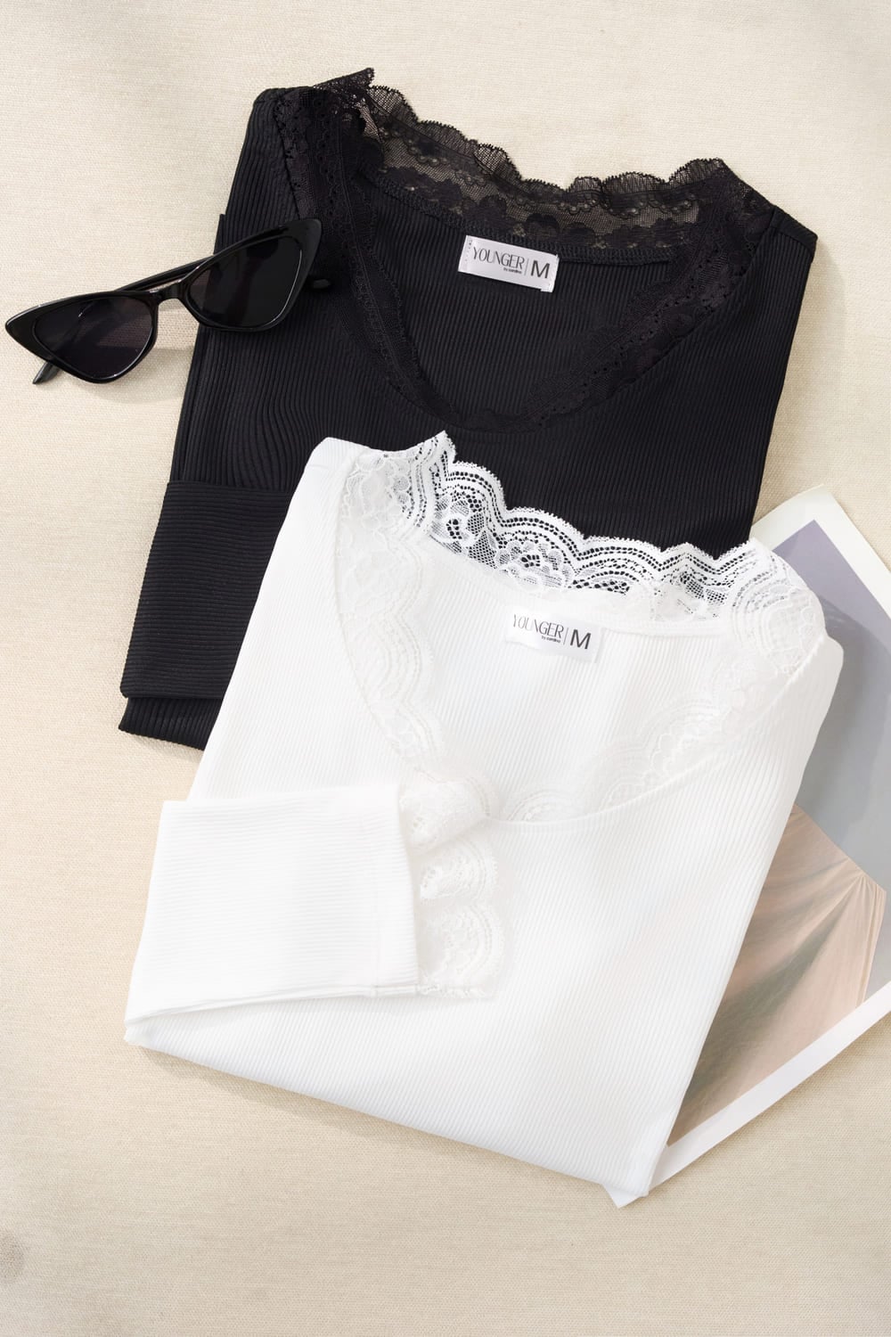 Áo tăm lạnh nữ Cardina dáng ôm cổ tròn có phối ren