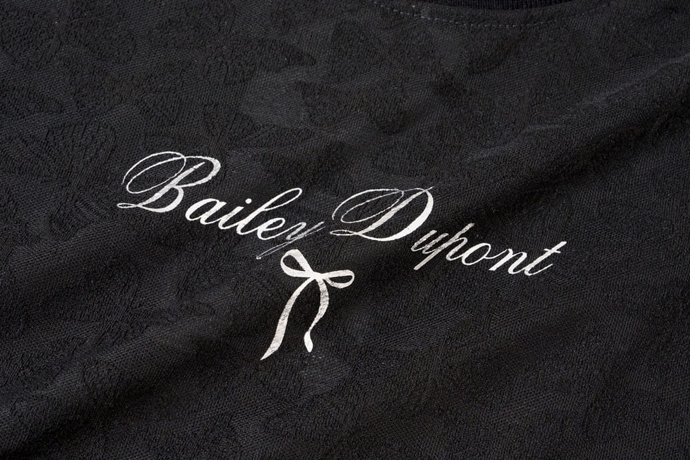 Áo phông vải ren tay cộc cổ tròn phối viền bèo