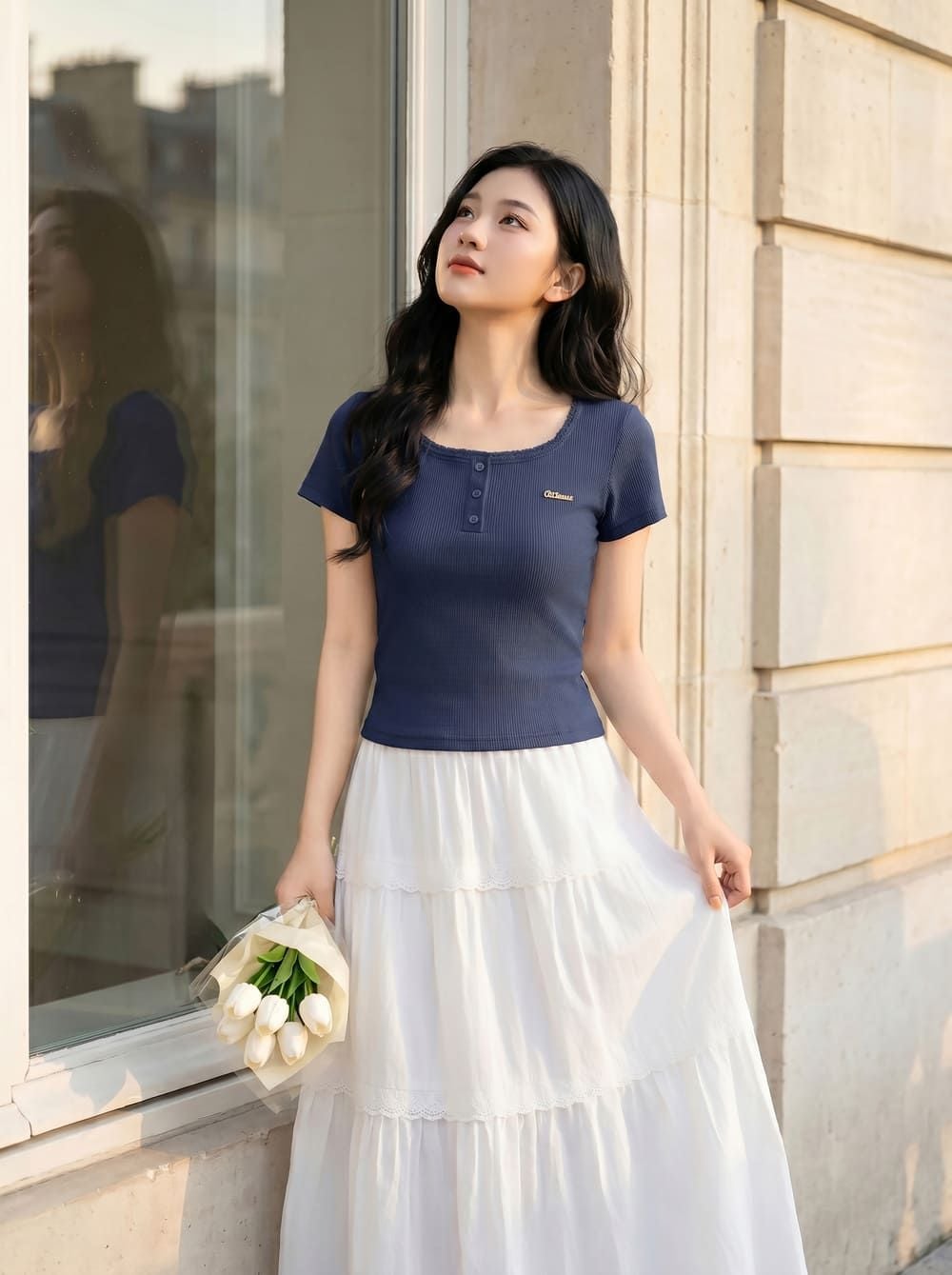 Áo phông nữ cách điệu