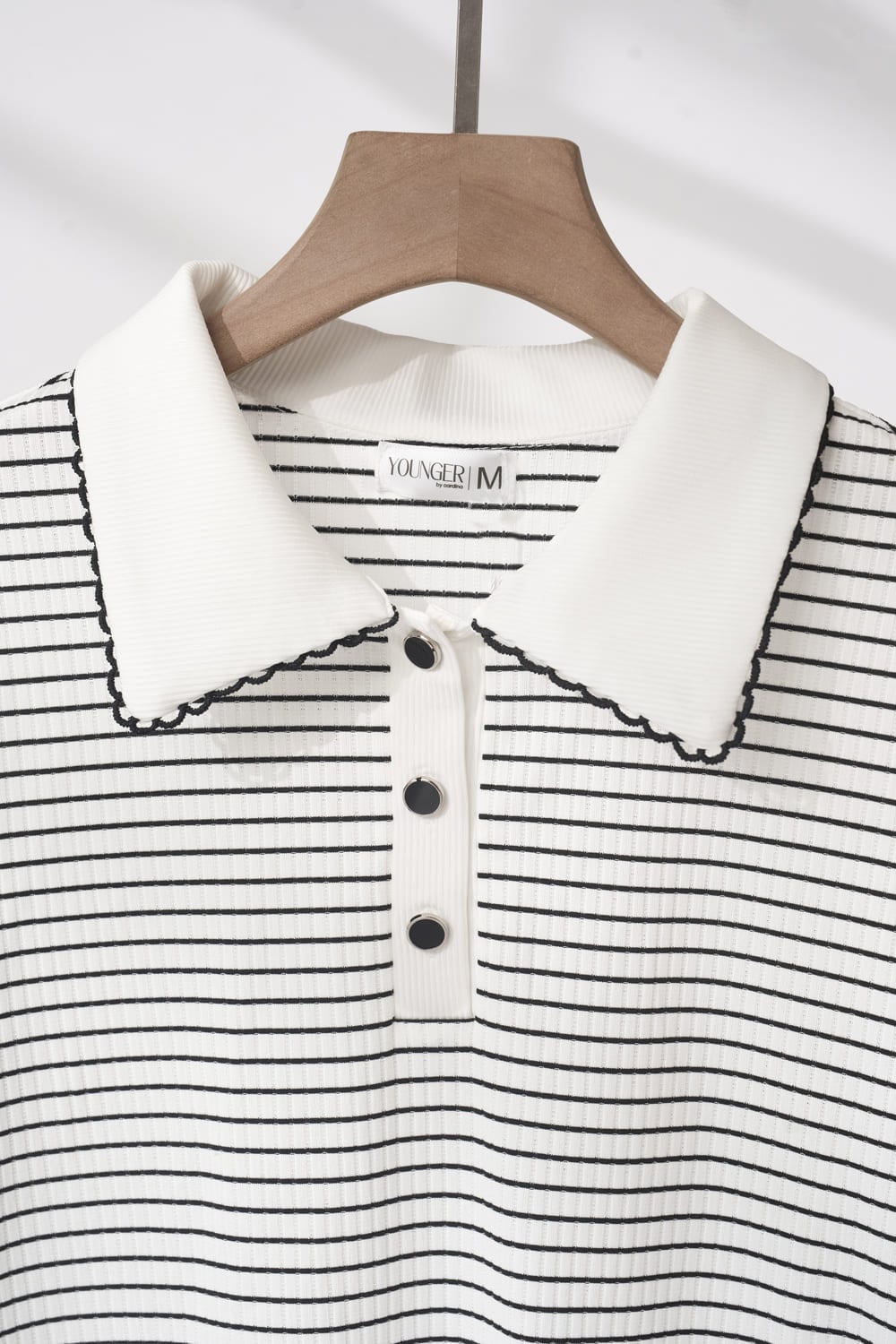 Áo tay lỡ phối cổ kẹp viền ren