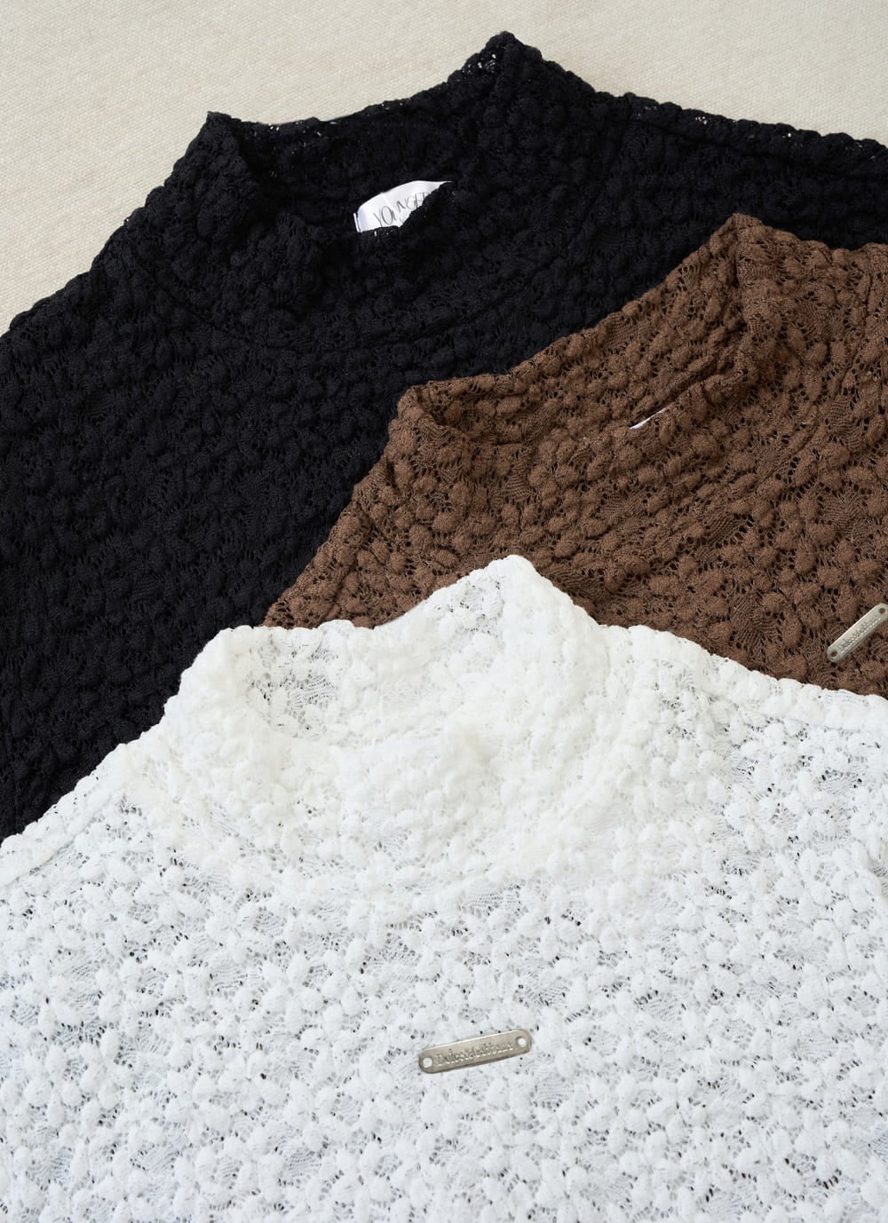 Áo giữ nhiệt nữ Younger vải ren hoa nổi 3D dáng dài tay cổ cao