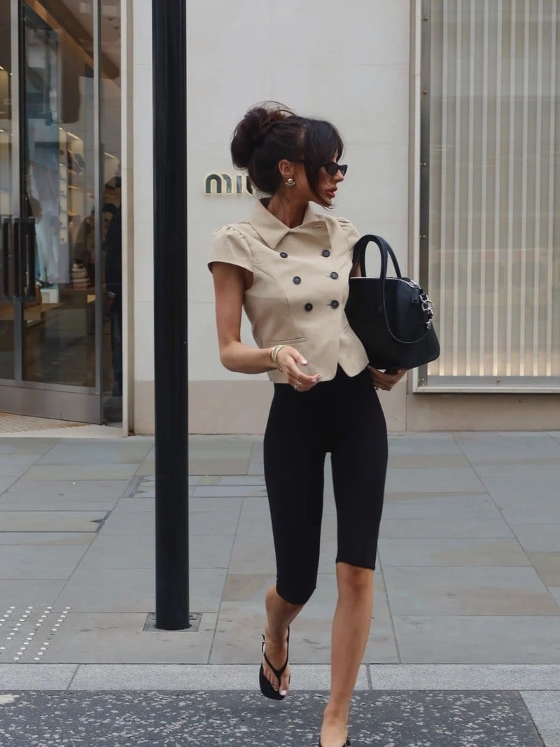 Capri Pants là gì?