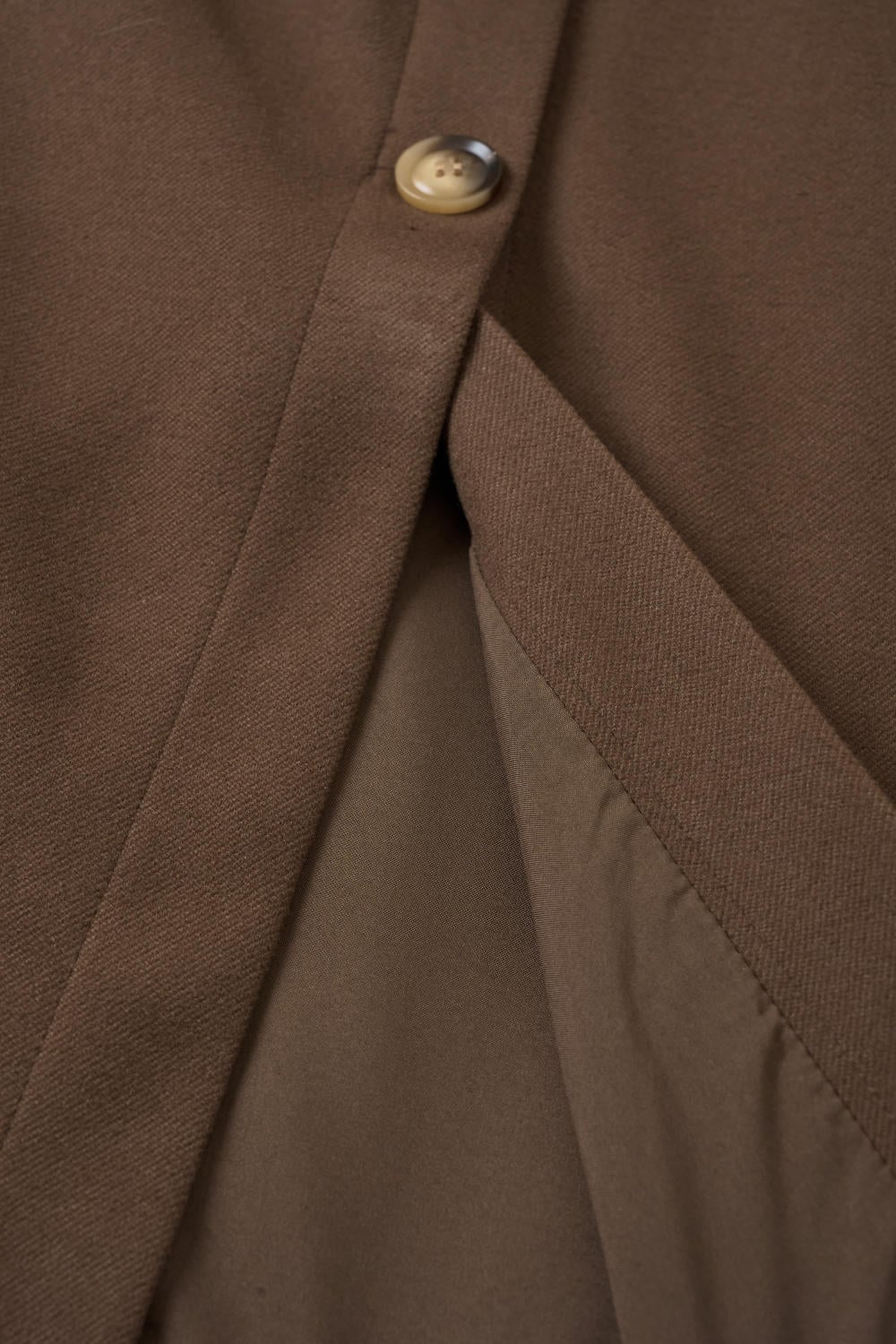 Chân váy dạ suông dài dáng chữ A xẻ trước thanh lịch