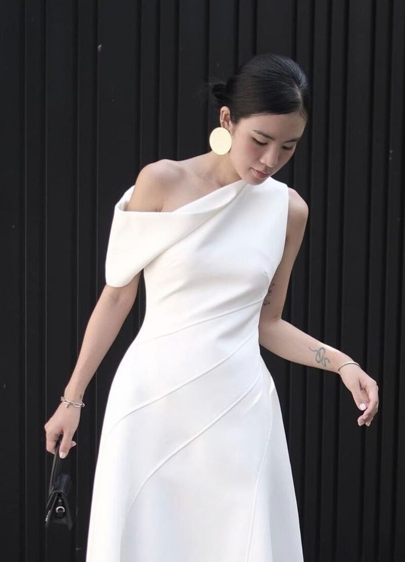 15 Mẫu đầm lệch vai sang trọng, trẻ trung khiến nàng điên đảo