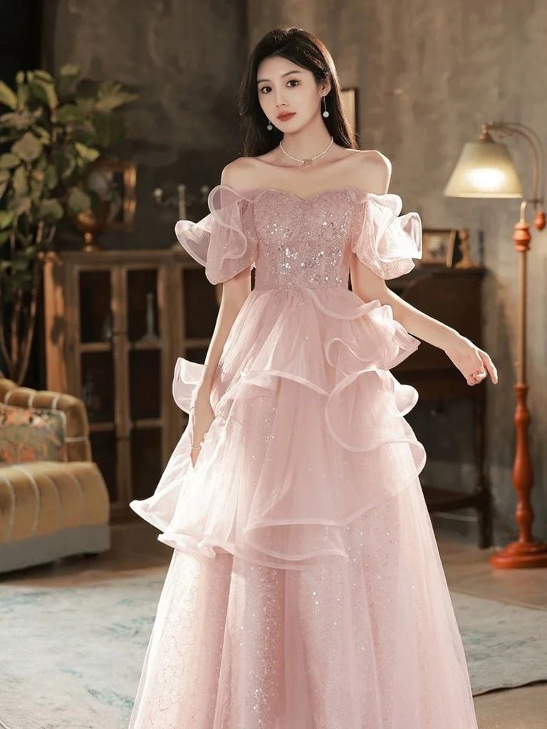 Đầm dạ hội màu hồng