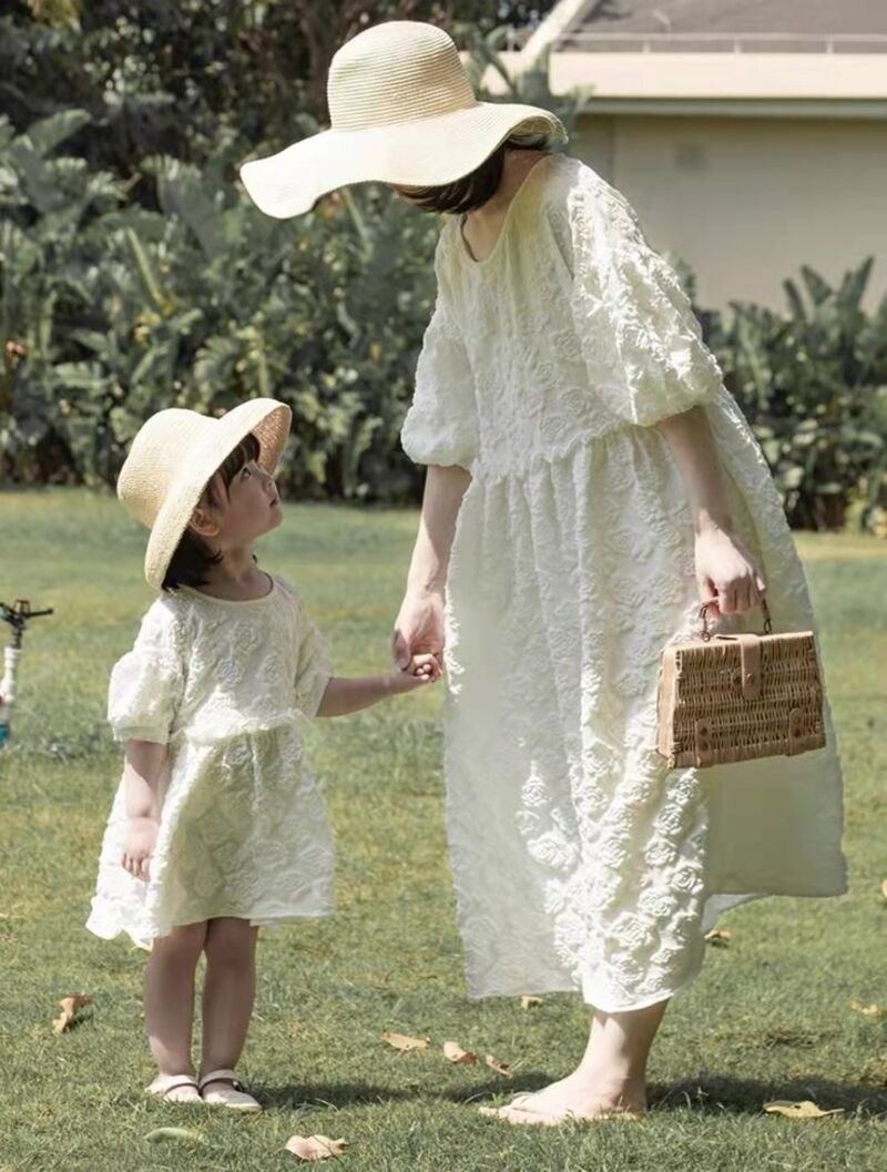 Top những mẫu đầm suông cho bé gái cực dễ thương hè