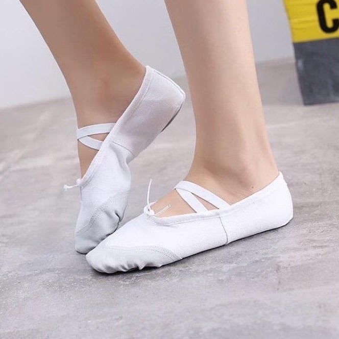 Giày búp bê hồng nhiều quai