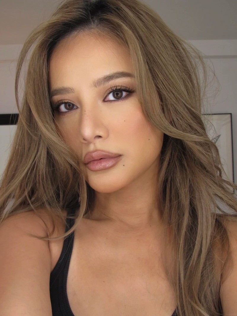 Makeup Tutorial là gì?