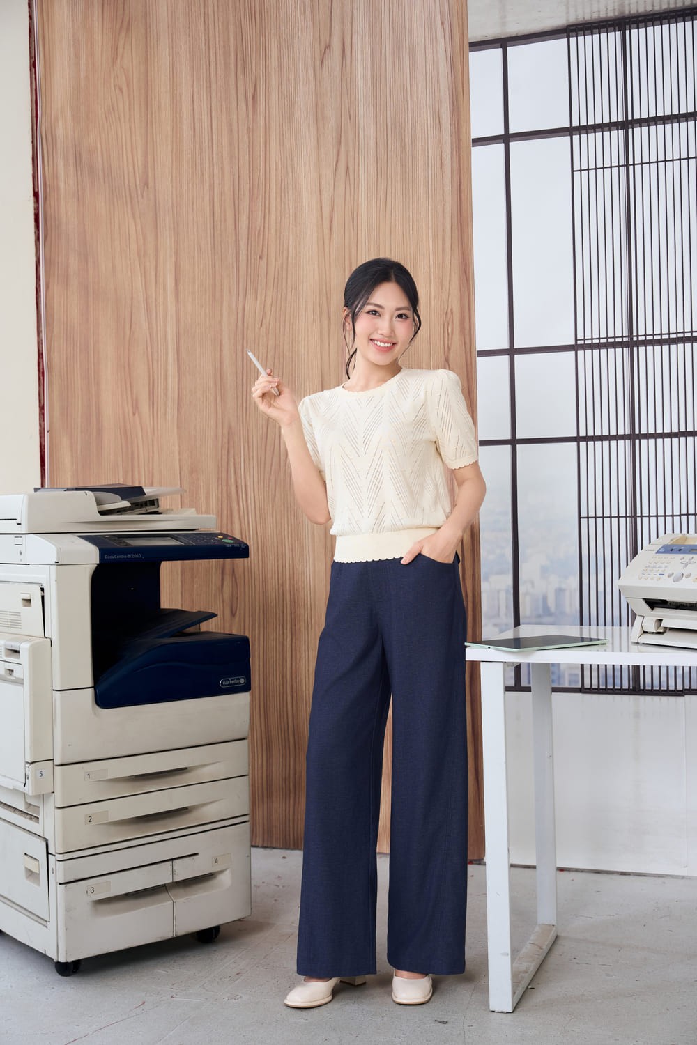 mix đồ đi đám cưới với quần jean
