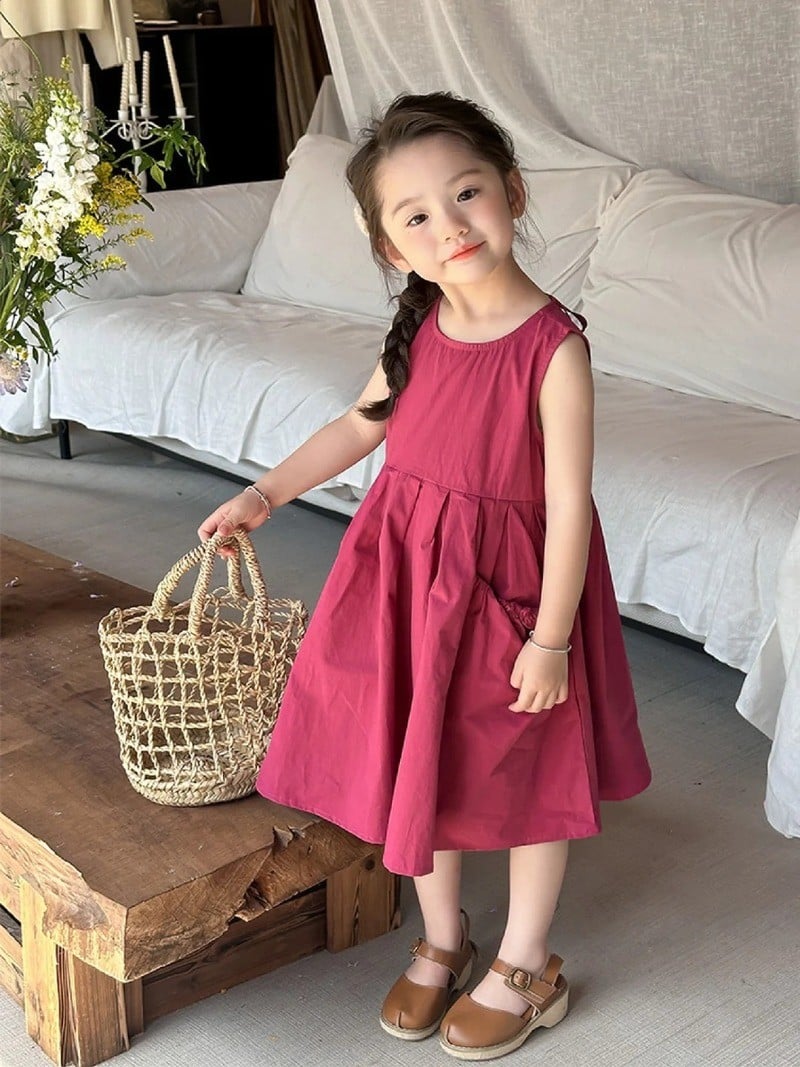 Top những mẫu đầm suông cho bé gái cực dễ thương hè