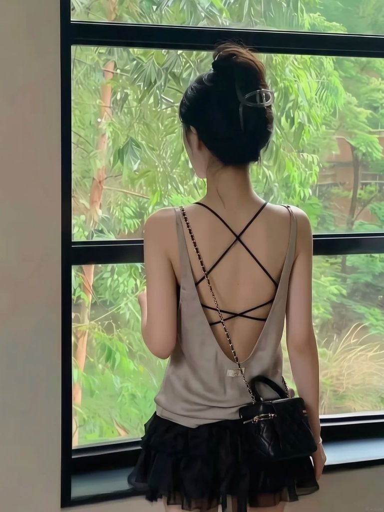 phối đồ với chân váy ngắn