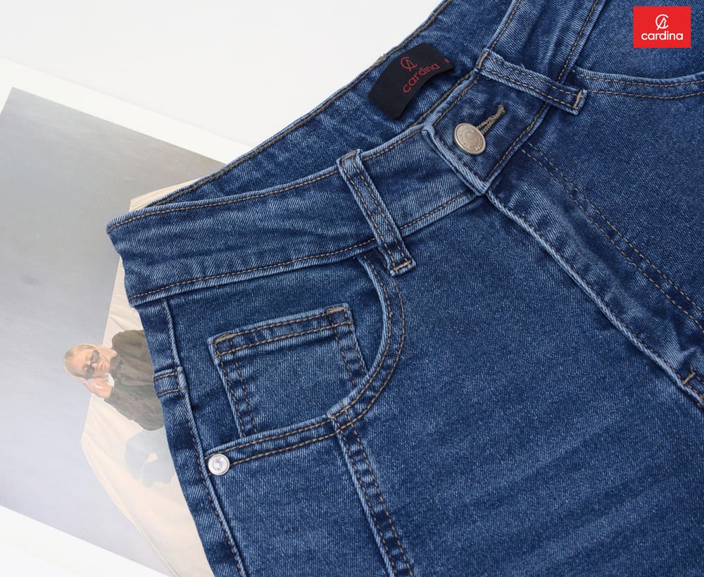 Quần jean suông cạp cao tạo gân