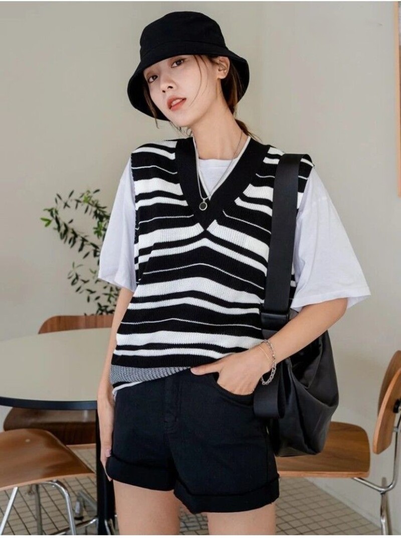 10+ cách phối đồ với quần short jean nữ trẻ trung, cuốn hút