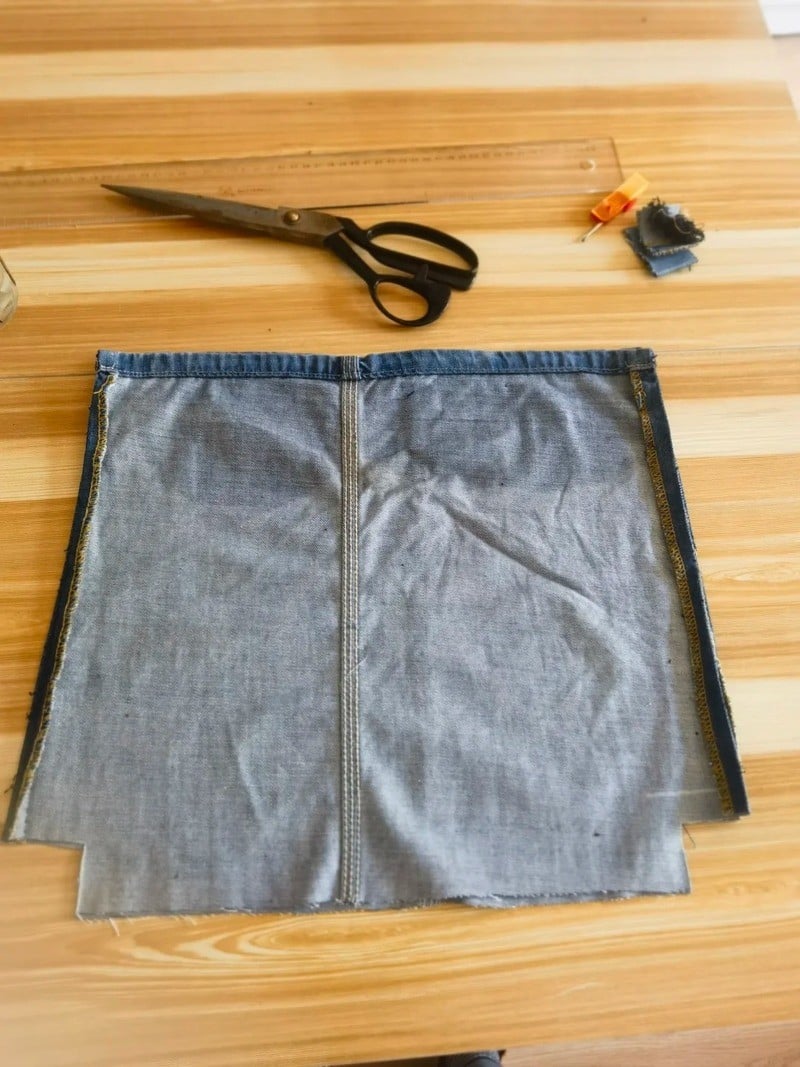 tái chế quần jean cũ
