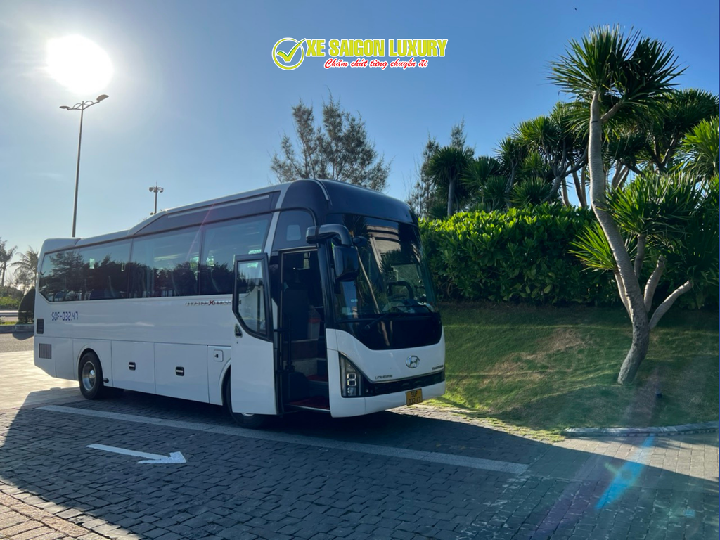 best-car-rental-in-saigon
