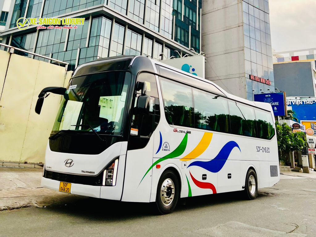 cho-thue-xe-34-cho-di-nha-trang