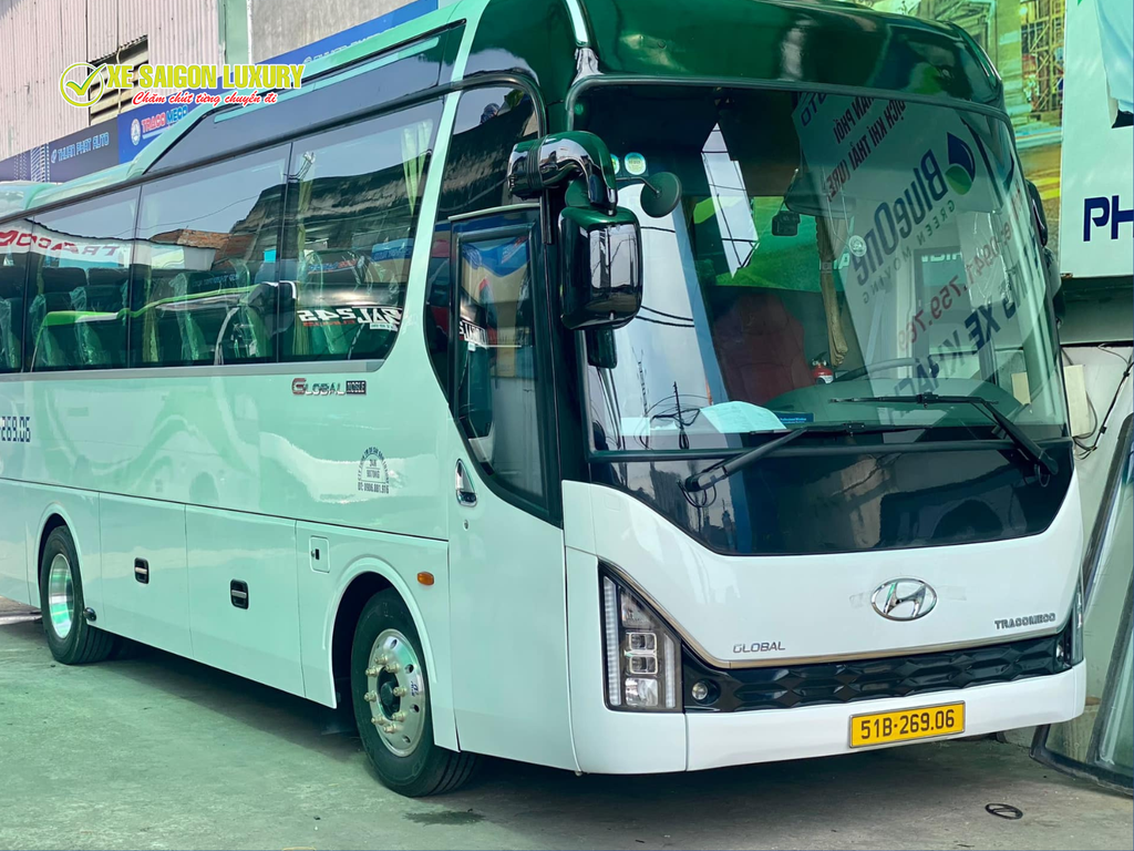 cho-thue-xe-34-cho-di-nha-trang
