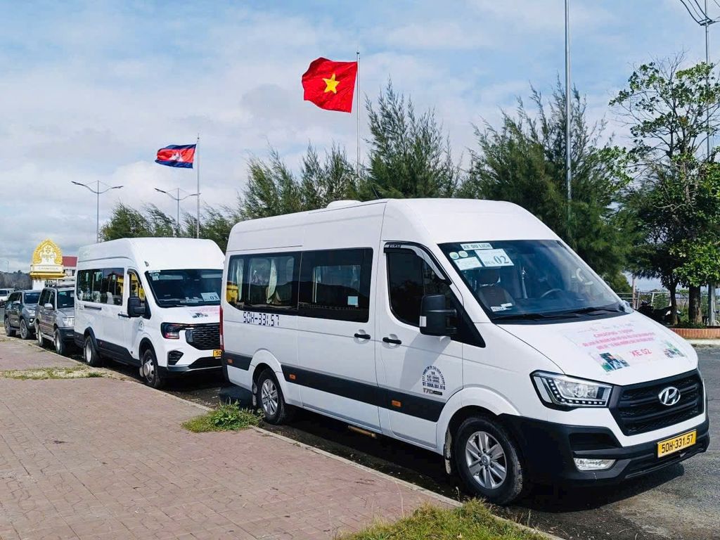 thuê xe 16 chỗ An Giang