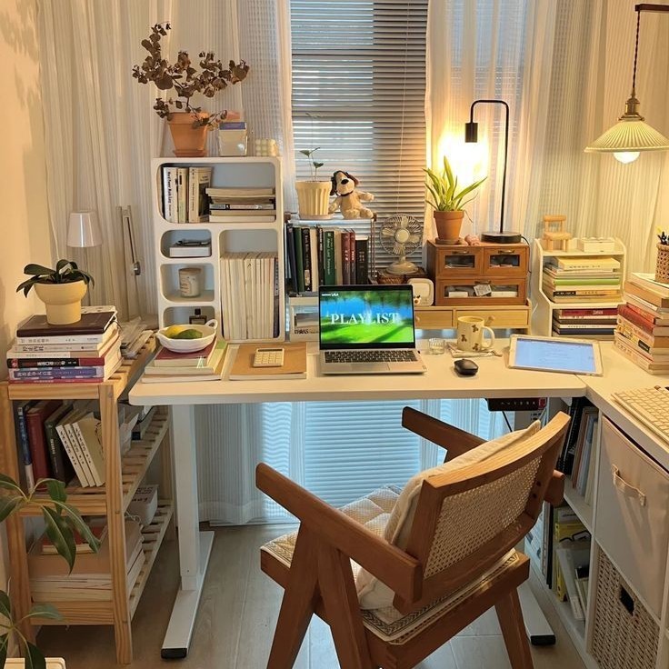 Làm thế nào để decor bàn làm việc đẹp mà không tốn kém?