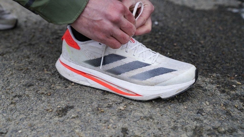 Độ êm và độ phản hồi Adidas Adizero SL2