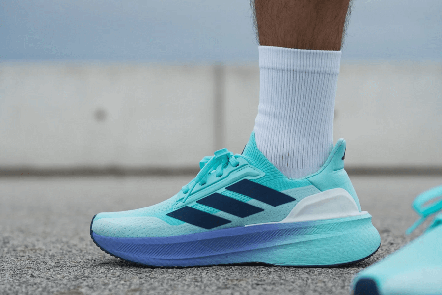 Adidas Ultraboost độ êm và nảy