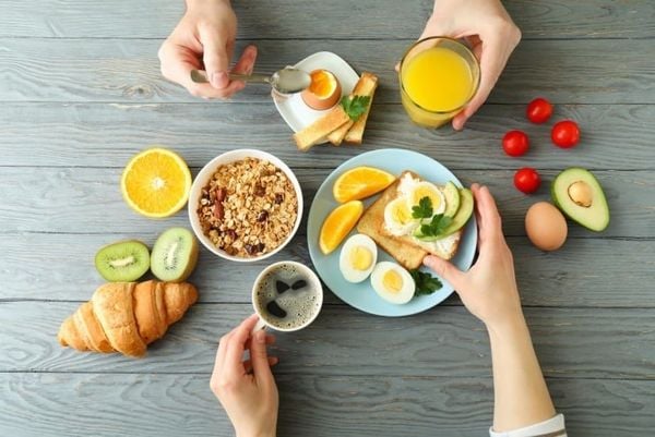 Vậy mỗi bữa nên ăn bao nhiêu protein và runner nên áp dụng thế nào?