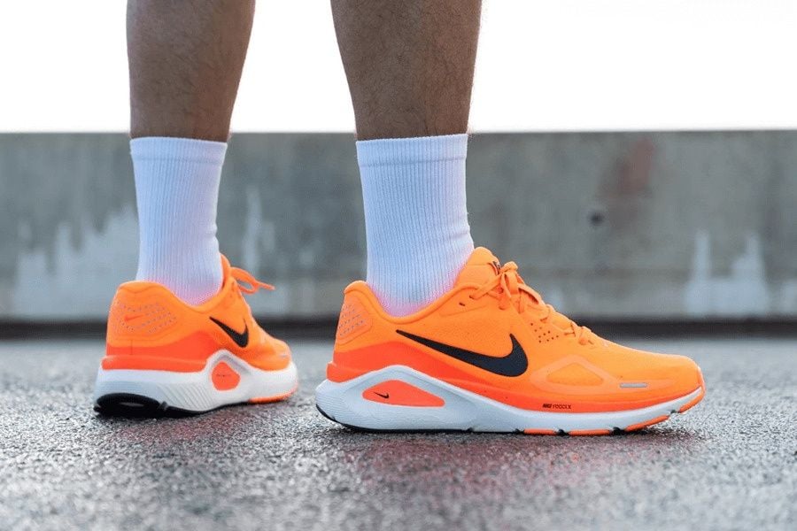 Nike Structure 26