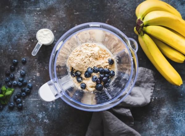 Bột protein không tốt hơn thực phẩm chỉ vì có hàm lượng đạm cao