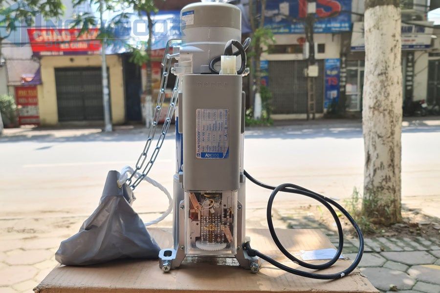 Motor cửa cuốn AH300A