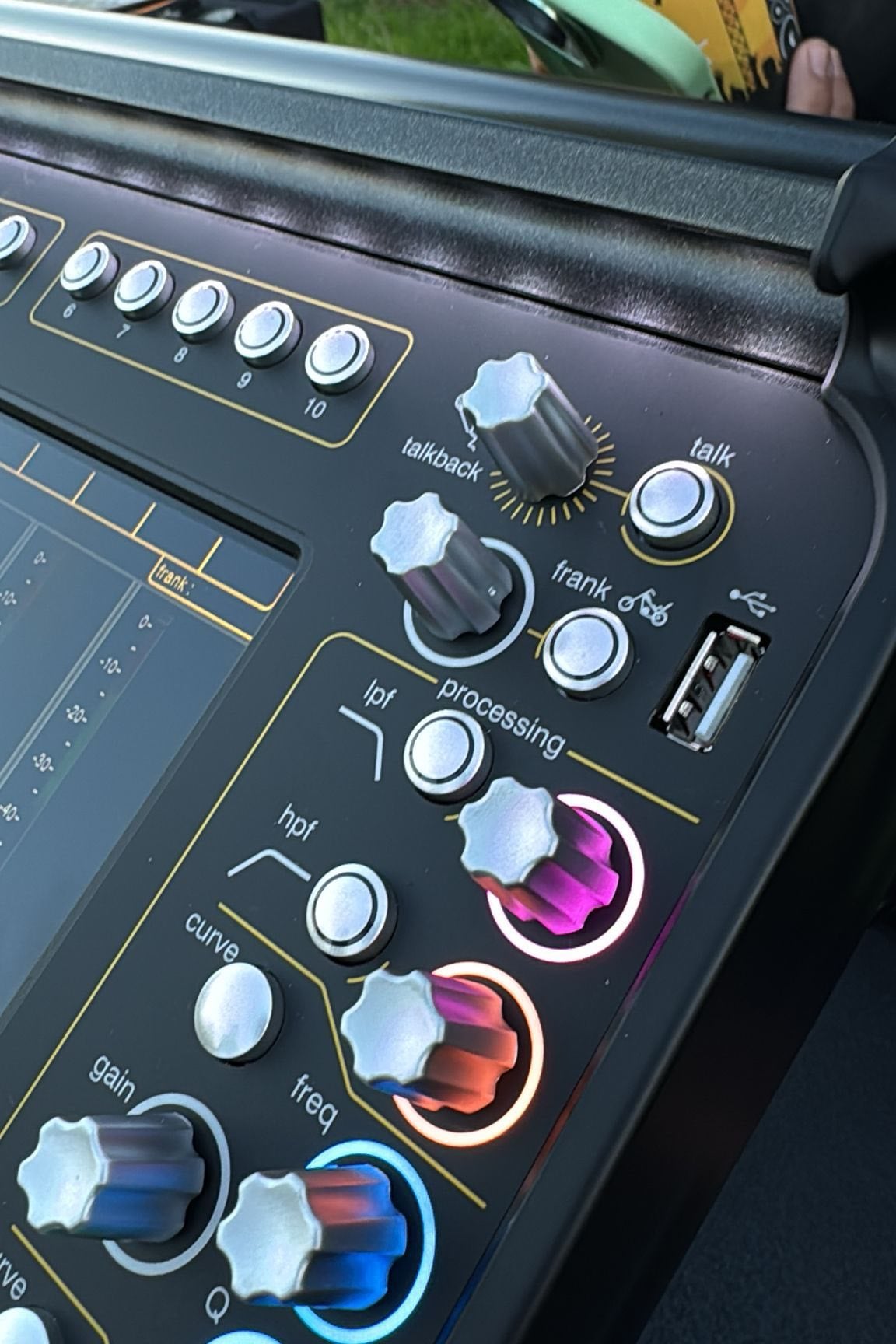 Bàn Mixer DiGiCo Quantum 112 Digital Mixing Console