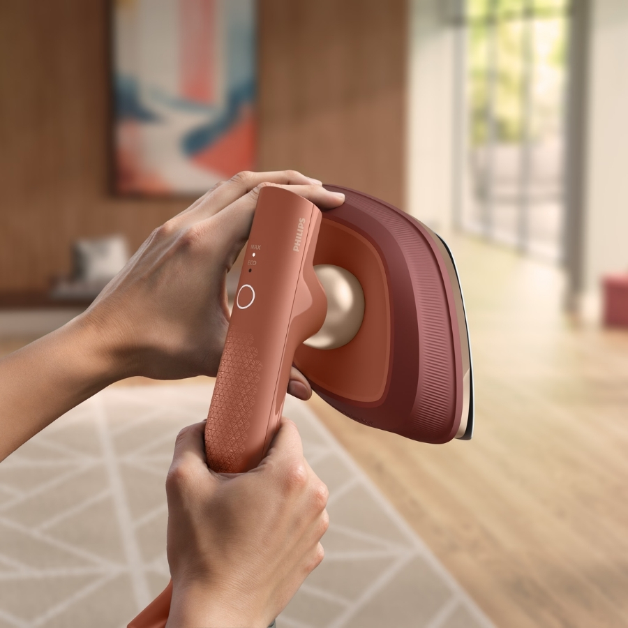 Bàn ủi hơi nước cầm tay Philips OneTurn Hybrid Được thiết kế để nhanh chóng và linh hoạt
