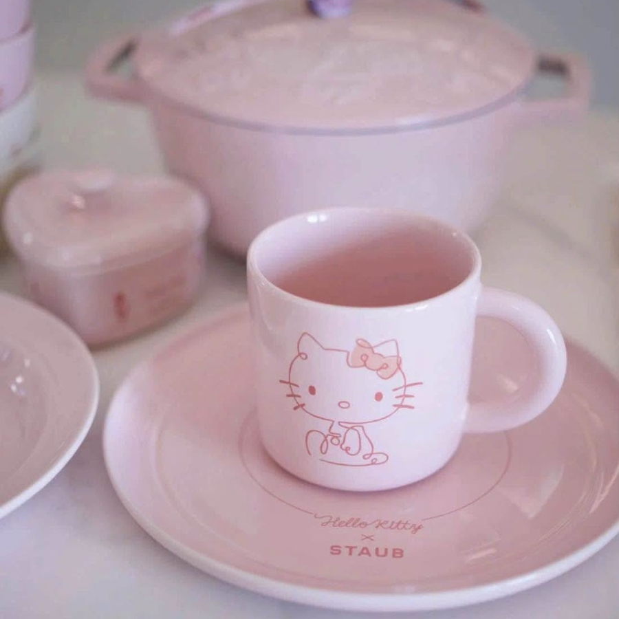 Các gia đình yêu thích phong cách nội thất bếp hiện đại, nữ tính và thanh lịch.