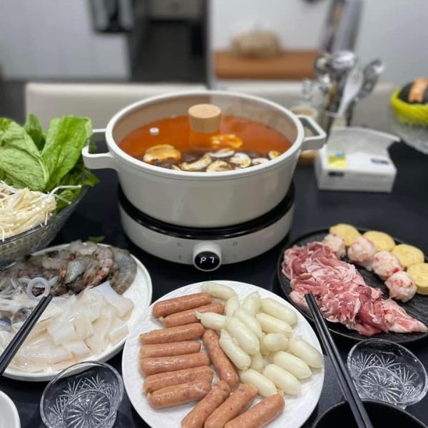 Bếp từ kèm nồi lẩu Fika Neoflarm Cấu trúc 7 lớp