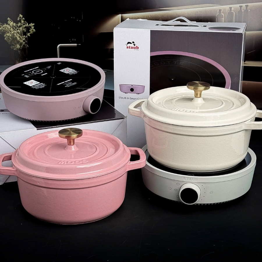 Bếp từ đơn Staub 2000W đường kính 26cm hoàn hảo cho bàn tiệc và các bữa ăn của bạn