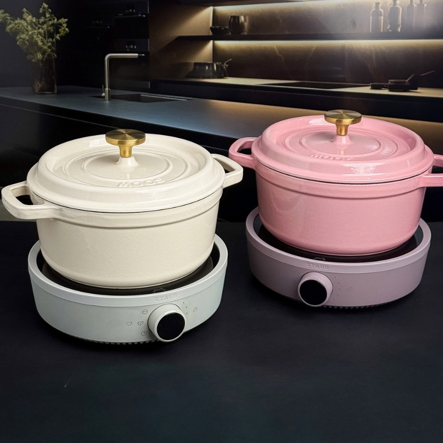Bếp từ đơn Staub 2000W đường kính 26cm hoàn hảo cho bàn tiệc và các bữa ăn của bạn